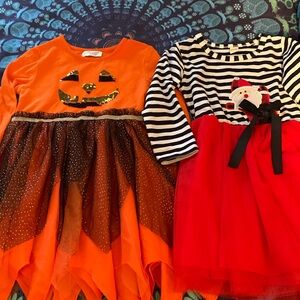 🦞🦞Two season dresses Halloween and Christmas size 4-5 yrs old
